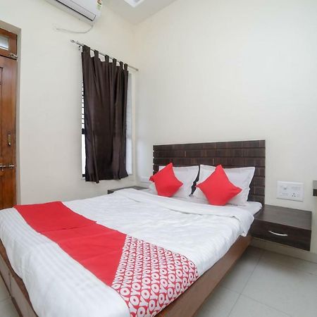 Oyo 46697 Hotel Gopi Nagpur Exterior foto